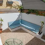 Little Bispo דירה