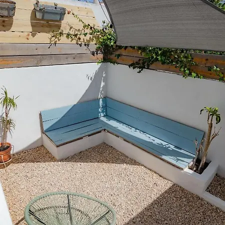 Little Bispo Apartment
